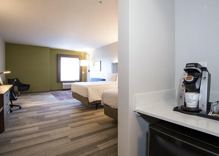 Holiday Inn Express & Suites - Columbus - Worthington By Ihg